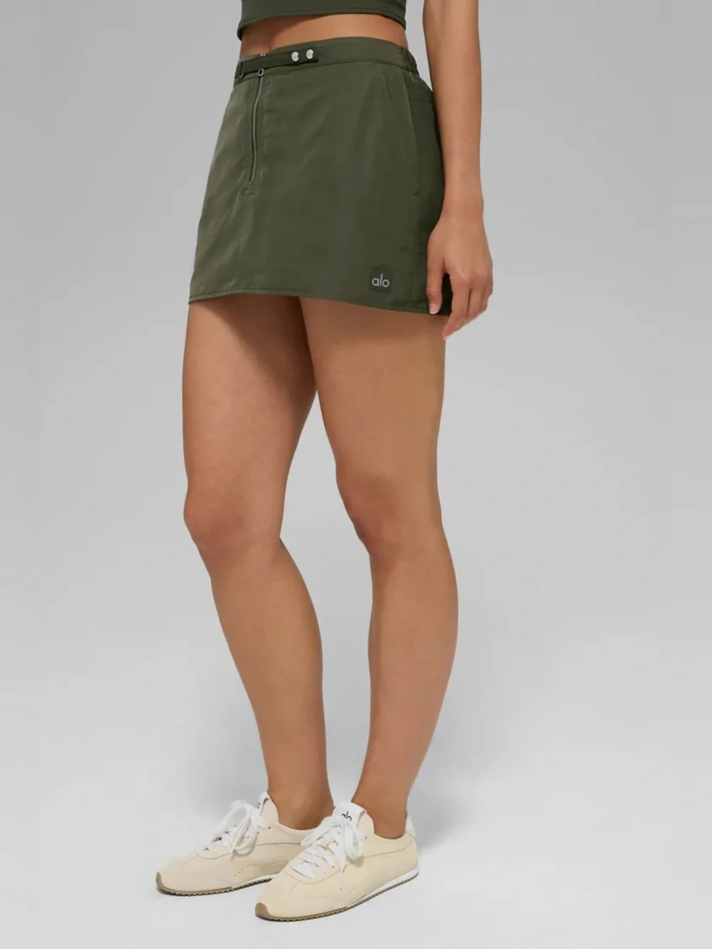 NWOT Alo Yoga Work It Mini Skirt - Green Olive - XXS